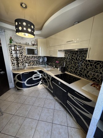 Сдам 2х ком квартиру на Кирова - фото 1