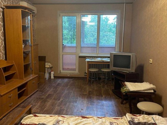 Сдам реальную большую 1 к на Алексеевке  рядом с метро . С газом Харьков