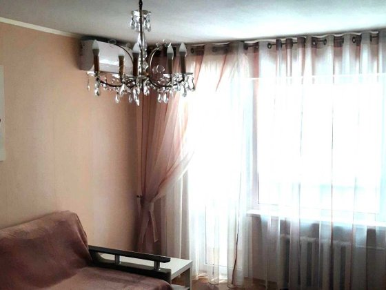 Здам в довгострокову оренду 2-кімнатну квартиру в центрі Таїрова. Одесса