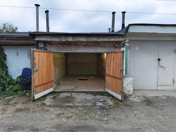 Гараж у оренду Оболонський ЖК Яскравий Лугова Полярна Кульженків Киев