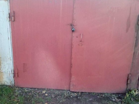 Здам великий гараж Оболонь вул.Озерна 5 Киев