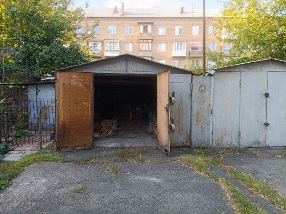 Гараж здам в Голос-му Киев