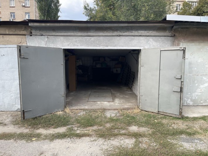 Сдам свій гараж. Центр. Дмитра Яворницького 117 - фото 1