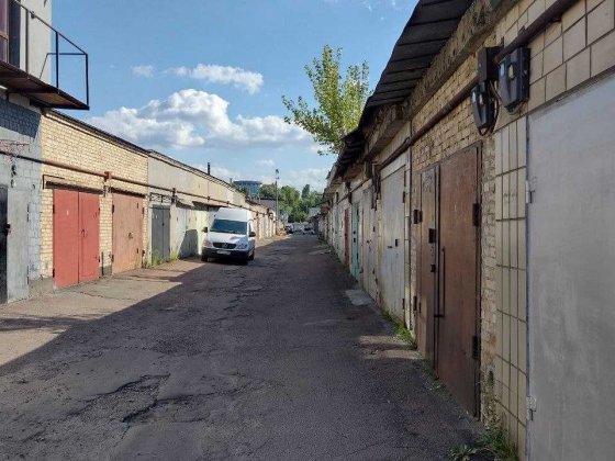 Оренда цегляного гаражу на Оболоні Киев