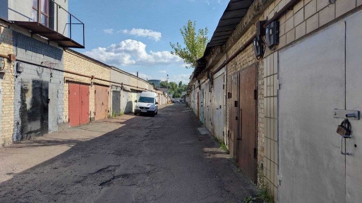 Оренда цегляного гаражу на Оболоні - фото 1
