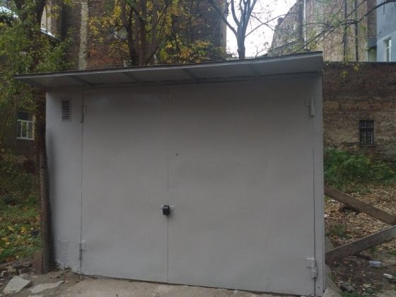 Оренда гараж металевий в центрі
