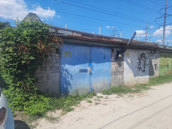 Здам гараж на Пухівській Киев