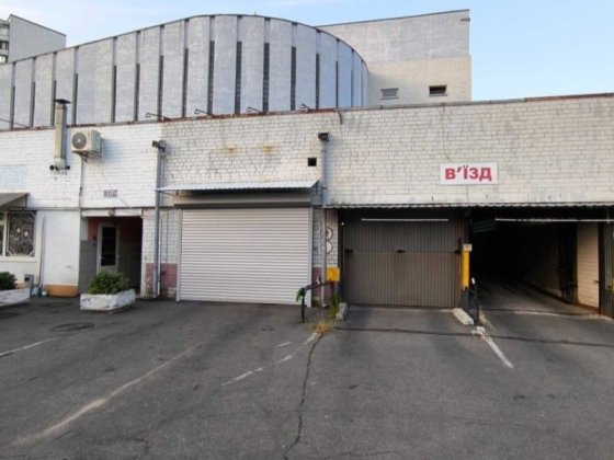 Оренда.Гараж, вул.Кошиця 1/38 М.Харківська та ЖК"Лебединий"поруч Киев