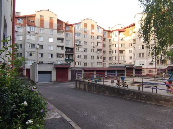 Оренда ГАРАЖ  цегляний вул. Кн. Ольги, початок ( Карпатбуд) Львов