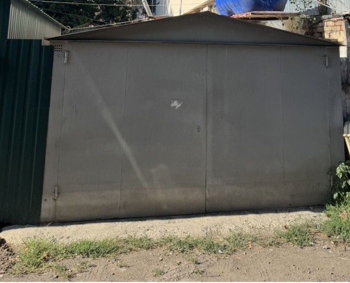 Сдам сухой большой гараж Гайдара/ген. Петрова/рабина. Сильпо. - фото 1