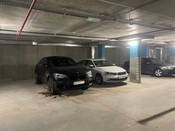 оренда паркомісця пл. Петрушевича центр підземний паркінг