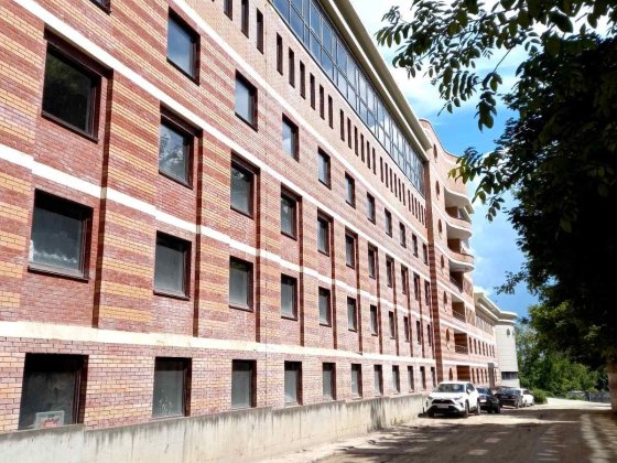 Сдам в оренду гаражный бокс на Старонаводницкой 10А, ЖК "Интергал Сити Киев