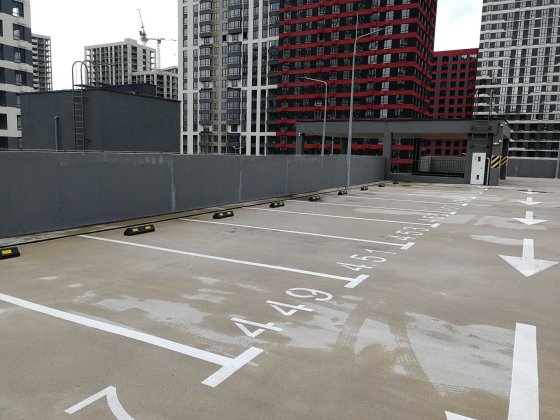 Паркінг Варшавський 3 Киев