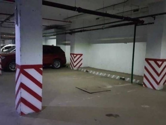 Підземний паркінг у центрі (м. Історичний музей) Харьков