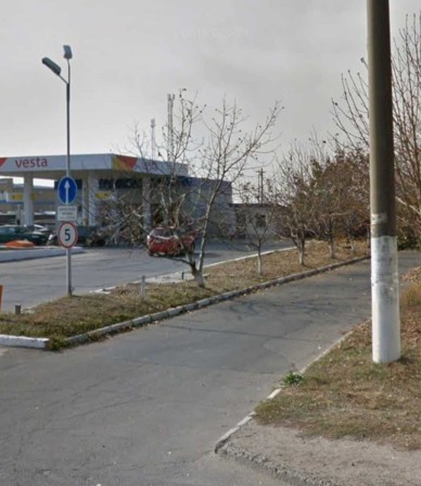 Сдам паркоместо стоянке Ильфа и Петрова угол Архитекторской с - фото 1