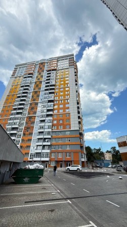 Паркинг ЖК Четыре сезона на пр. Леси Украинки  25000 уе - фото 1