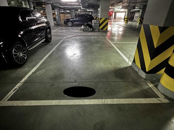 Продаж паркомісця, вул. Іоанна Павла II, Печерський район Киев