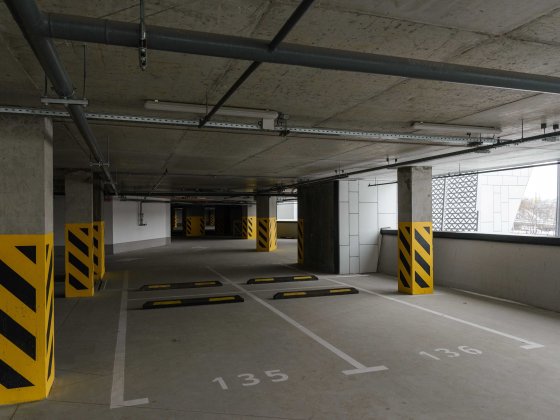 ЖК Міракс -паркомісце Київ