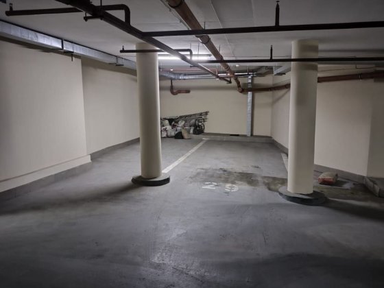 Паркоместо на 2 машины по цене одного Харьков