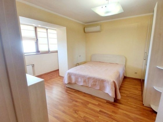 Сдам 2 комн. Вознесеновский р-н.