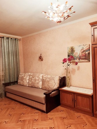 Сдам от хозяина 2х комнатную кв-ру на пр-т Шевченко - фото 1