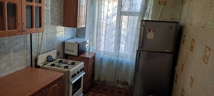 Сдаю в центре Корабельного района 2-х к. квартиру. - фото 1