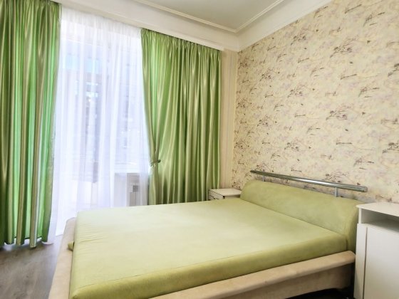 Аренда 2 х ком квартиры, , центр города, автономное отопление, ремонт Дніпро