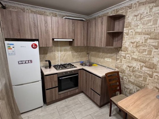 Здам РЕАЛЬНУ 2к кв, район 16 больниці, Б.Змельницького 18 Дніпро