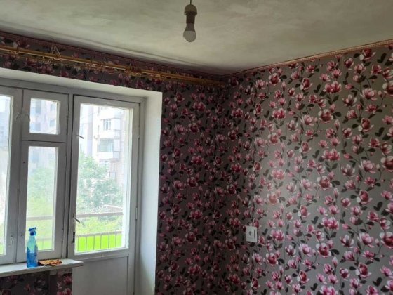 1 к к 4/9  27.14.7 Ближний Намыв, балкон, бойлер, без мебели и техники Николаев