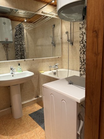 Сдам 3х ком.квартира ж/м Победа 6/ул.Новогодняя/Правый берег - фото 1