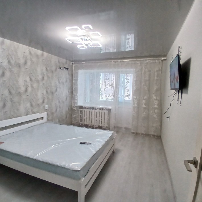 Вул. Г. Петрової,  оренда 1-кімнатна - фото 1