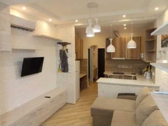 Сдам 1-к. квартиру - студию в центре на ул. Свободы (бывшая Иванова) Харків