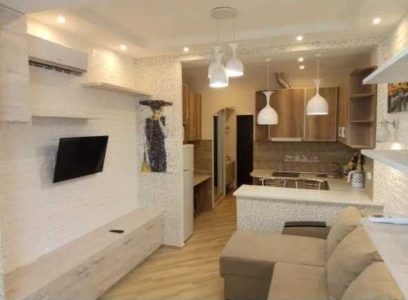 Сдам 1-к. квартиру - студию в центре на ул. Свободы (бывшая Иванова) - фото 1