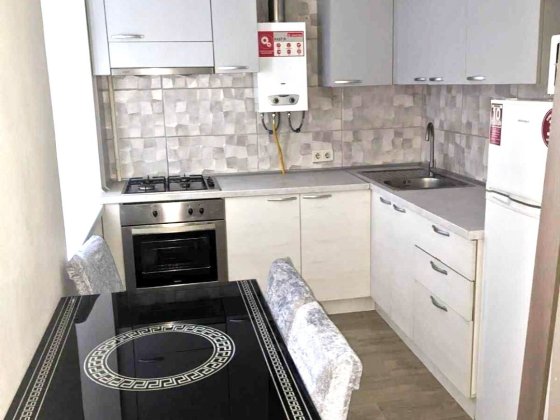 Оренда 2х кімнатної квартири у Шевченківському р-ні (М. Корищенка 22) Запоріжжя