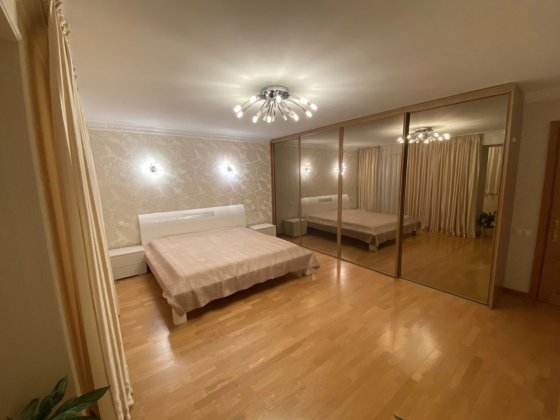 Оренда 3х кімнатної квартири в Олександрівському р-ні (Св. Миколая 71)