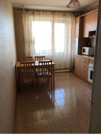 Сдаю 2х к кв в Центре в  новом доме 62м. - фото 1