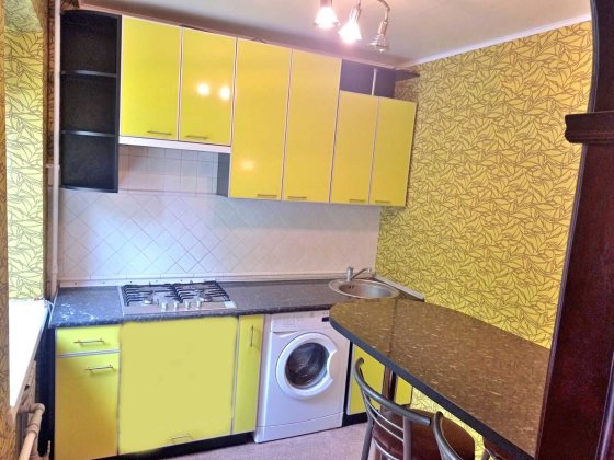 Сдам 1-ком.кв с ремонтом,м."Дворец Спорта" Харьков