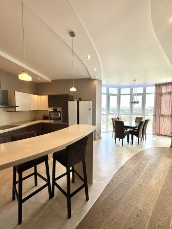 Сдам 3 комнатную квартиру 100м2 Авантаж ЖК Культуры, 22Б - фото 1