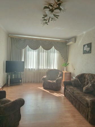 Здається 3 кімнатна квартира - фото 1