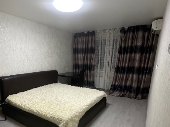 Сдам 2 комнатную квартиру  на салтовке. Харків