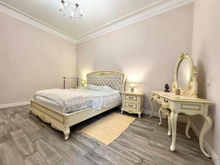 Оренда 2-х кім. квартири в Центрі міста - фото 1