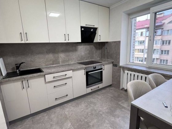 Оренда 2к квартири по вул. Багряного Львів