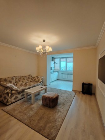 Сдам евродвушку в Центре, ул. Залесская 5 - фото 1