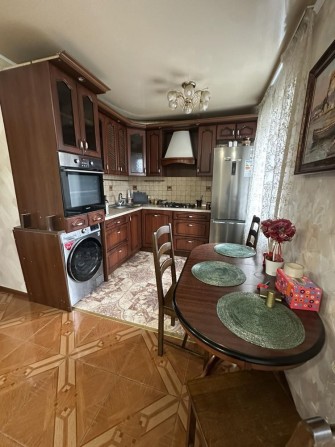 Здаю 3 к к в Центрі з ремонтом - фото 1