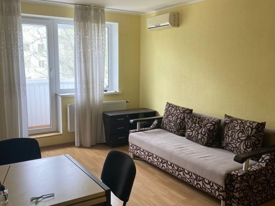 Срочно!!! Сдам 2 кв м Дворец Спорта Бульв. Юрьева 7000 + сч Харьков