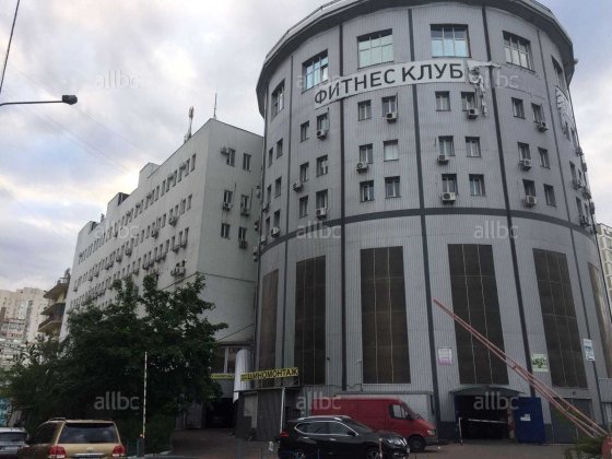 Здам гараж та паркомісце навпроти для двух авто на Л.Руденко 6а Киев