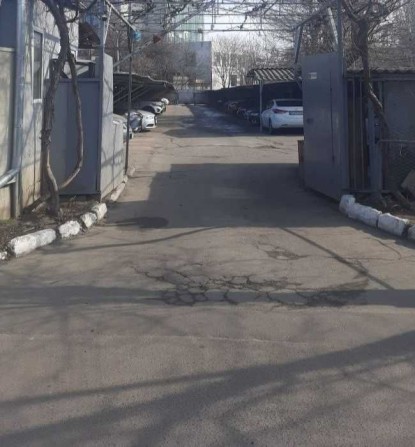 Сдам в аренду парко-место на стоянке возле ЖК "АЛЬТАИР". - фото 1