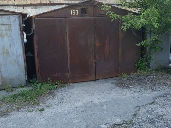 Здам гараж ул Промислова 7 м. Видубичи Киев