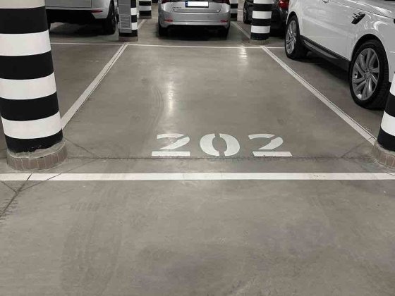 Сдам паркоместо в ЖК Новопечерские Липки (6 очередь) Владелец Киев