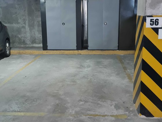 Паркінг. Продаж. Микільсько-Слобідська. Лівобережна. МВЦ. Київ